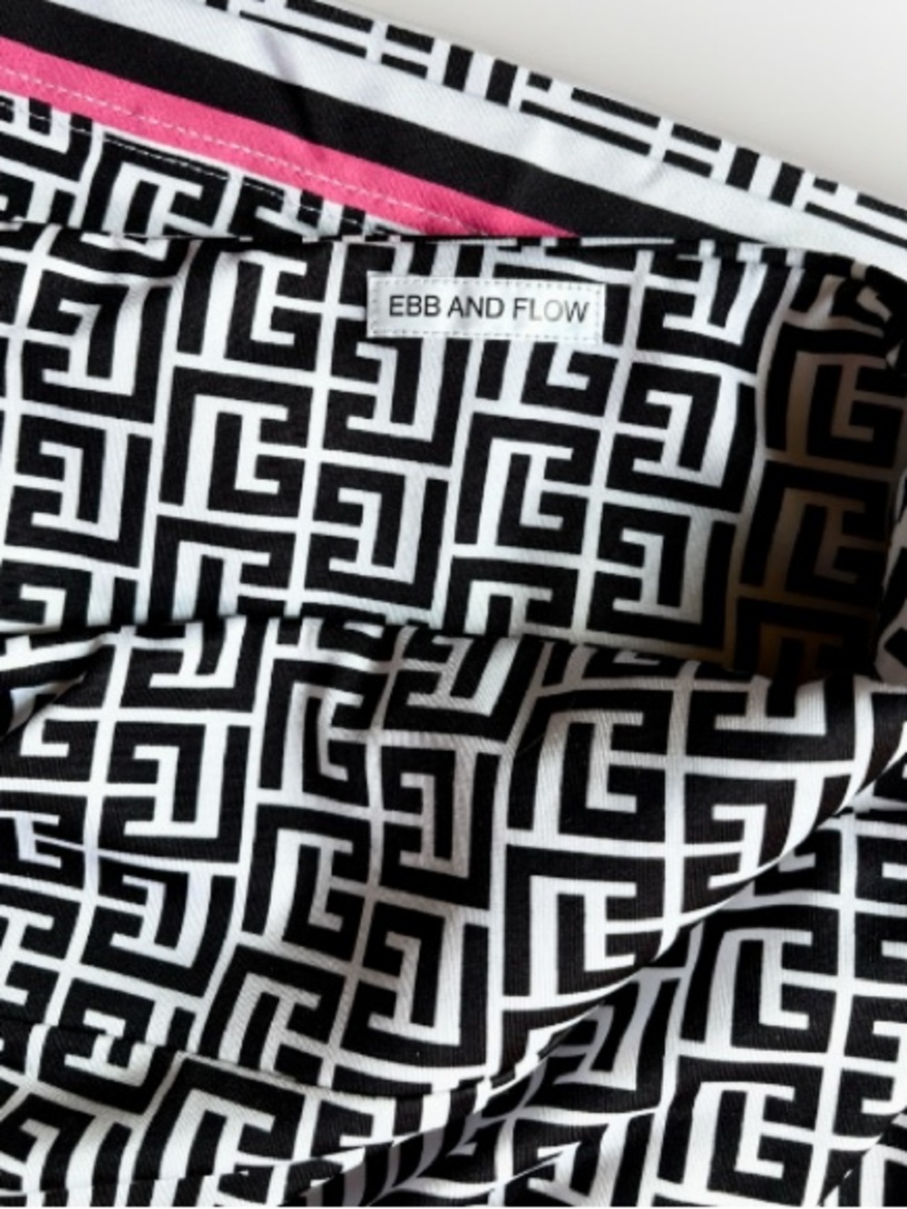 Golftini Ebb and Flow Pull-On Stretch Knit Skort Black & White Geometric PrintXL - Picture 9 of 14